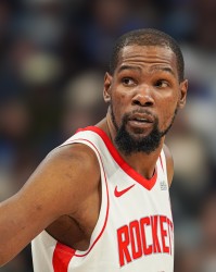 开云 体育-杜兰特生涯第108次以“180%命中率”砍30+ 历史第二多&amp;仅次于库里