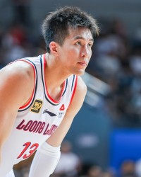 开云体育官网-状态一般！郭艾伦8中3拿到9分4板3助1断 4次失误