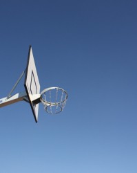 CBA状元杨曦皓真实身高多少？答案：205cm